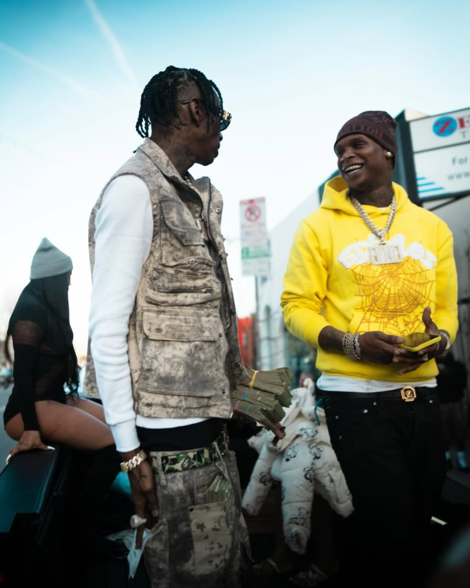 Hoodtrophy Bino & Soulja Boy – “Broke Boy” (Video)