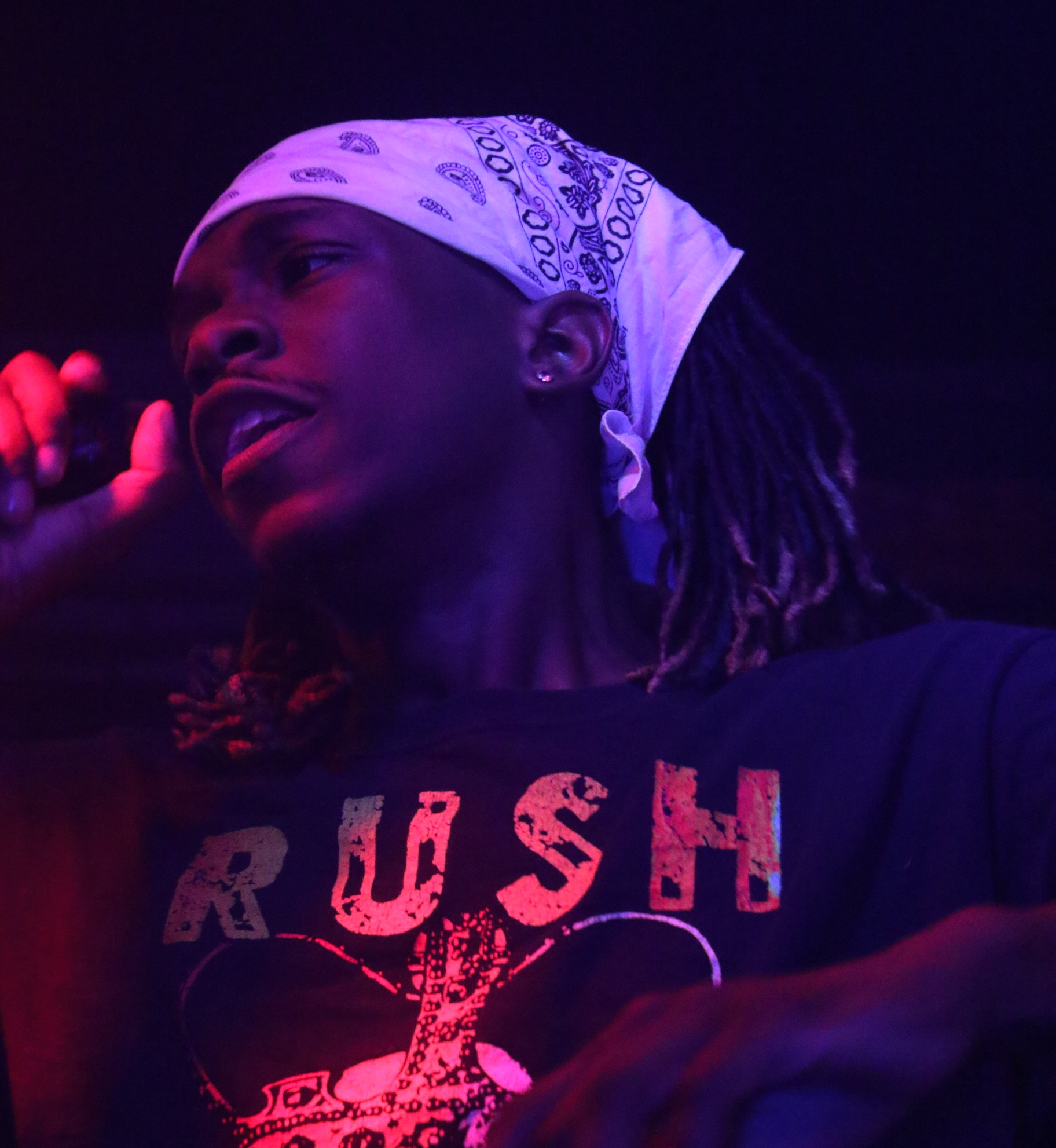 Inside the Atmosphere of ‘I Hate Watching Movies Alone’ by Zo the Sensational God