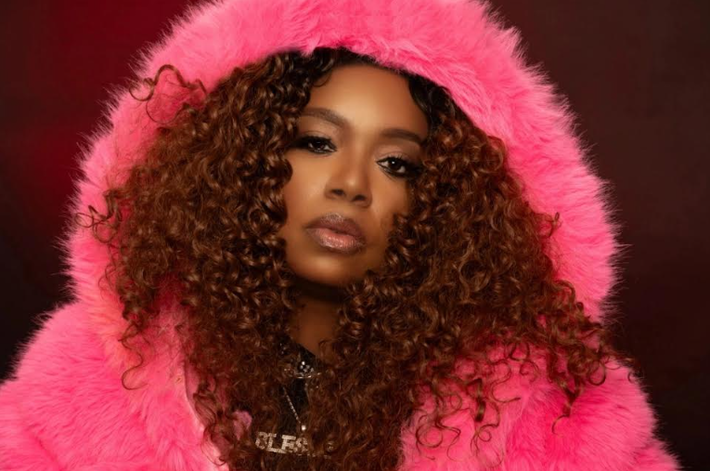 Wadena “Denagirl” Hits #38 On iTunes R&B/Soul With “Smoke-n-Chill” As “Wadena vs. Wadena: Back Outside” Builds Major Post-Release Momentum